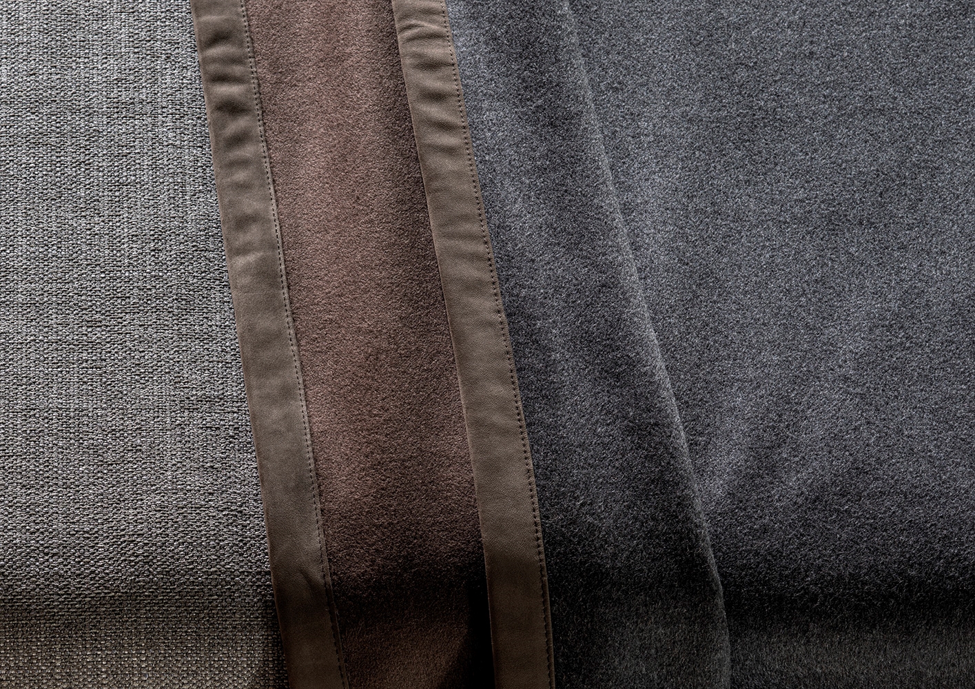 Minotti Плед Roger "Throw" от Minotti — в интерьере