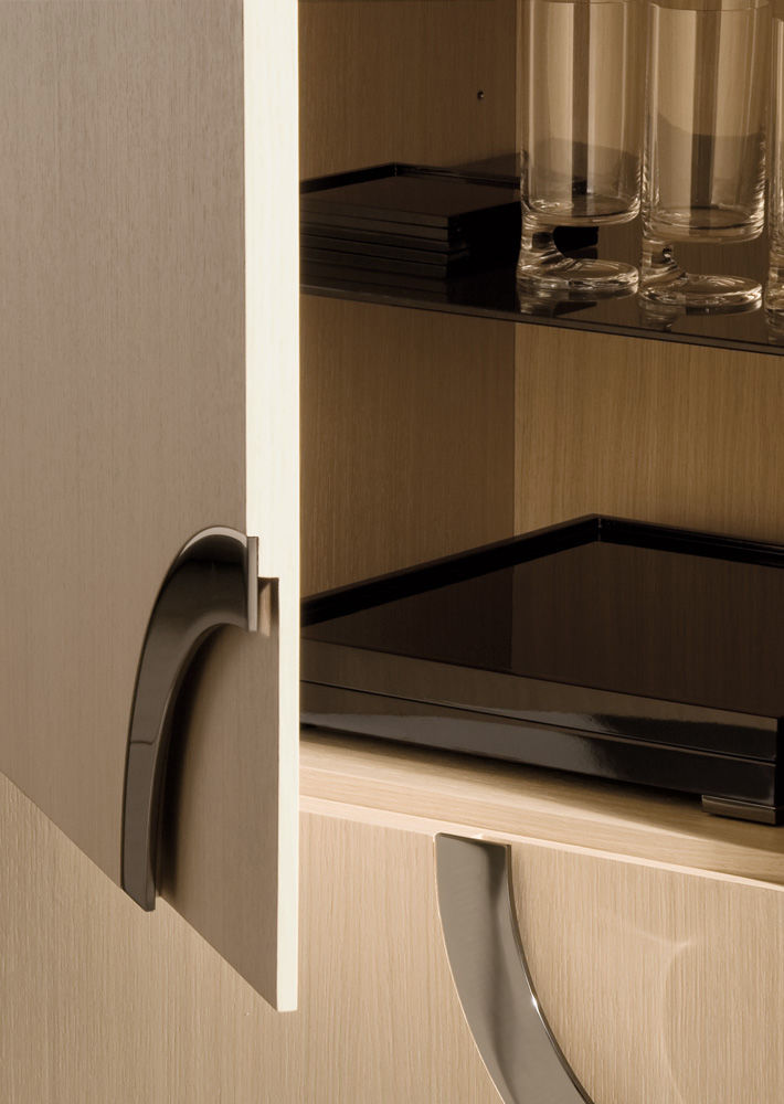 Minotti Шкаф с деревянными дверцами Archipenko от Minotti — в интерьере