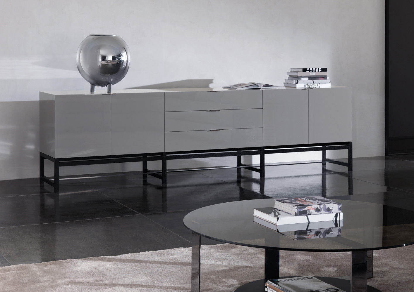 Minotti Комод Harvey от Minotti — в интерьере