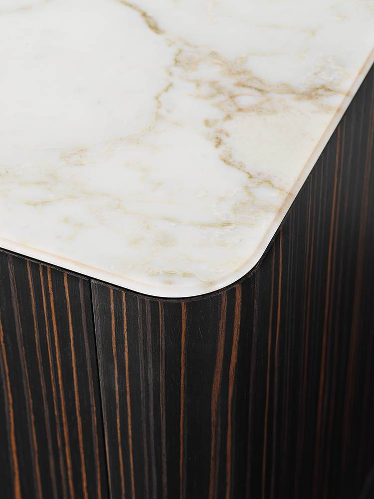Minotti Креденция Lou "Sideboard' от Minotti — в интерьере