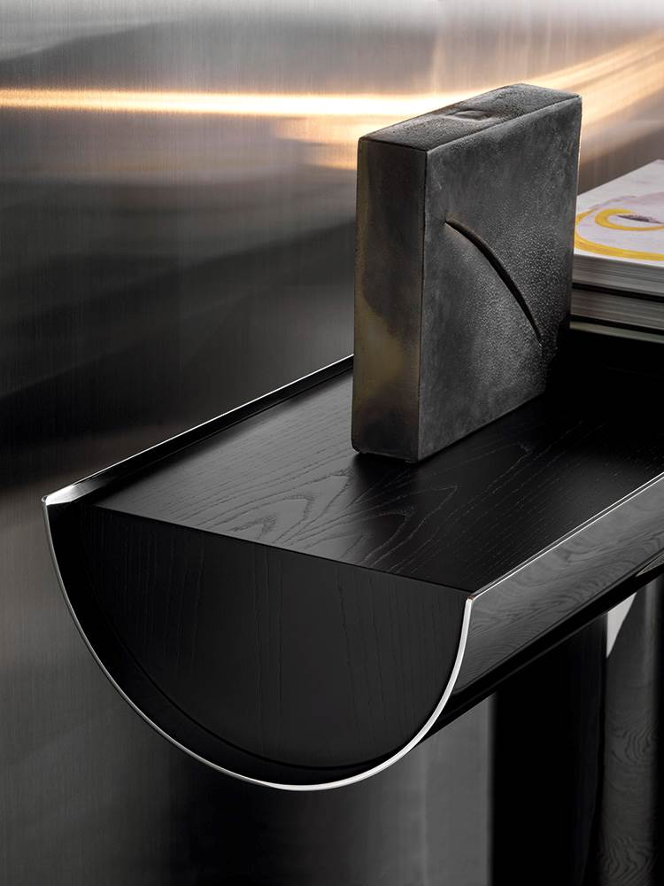 Minotti Консоль Pilotis от Minotti — в интерьере