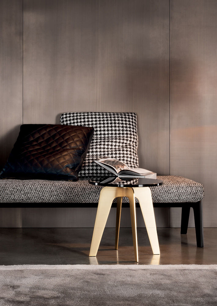 Minotti Журнальный столик Kirk "Cross" от Minotti — в интерьере