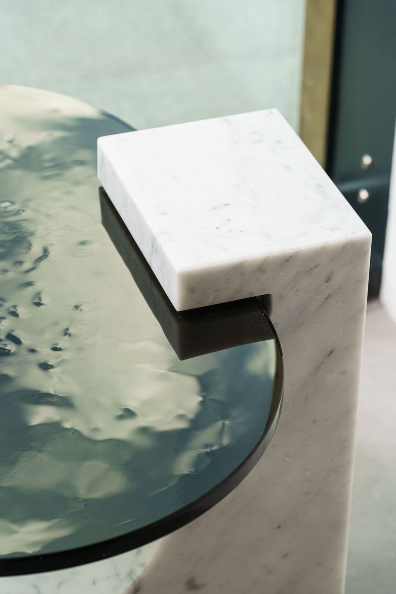 Baxter Журнальный столик Verre White matteGioia Marble от Baxter