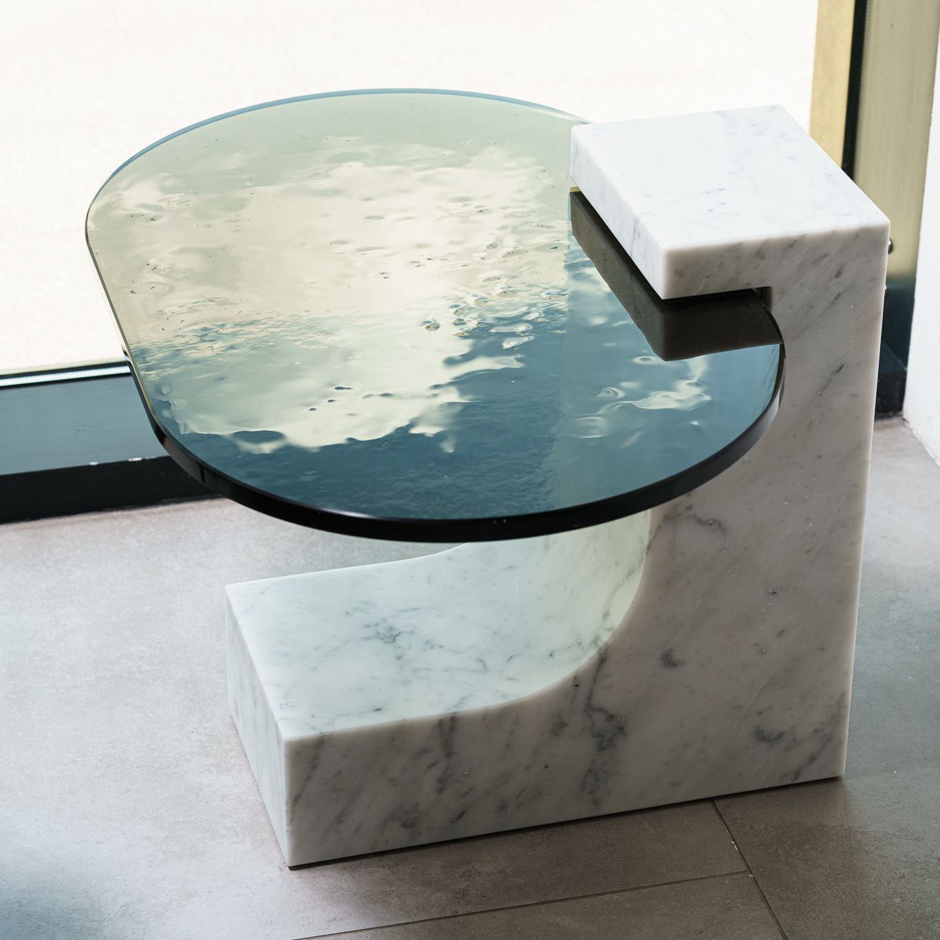 Baxter Журнальный столик Verre White matteGioia Marble от Baxter — в интерьере
