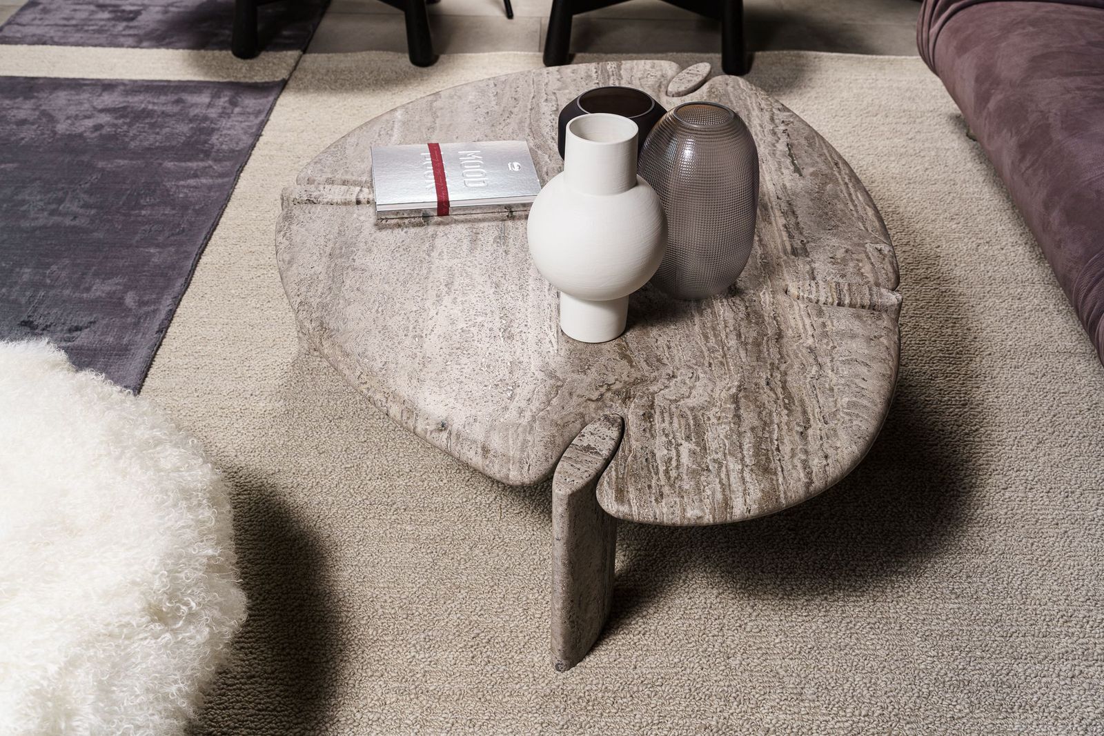 Baxter Журнальный столик Isamu Stone от Baxter — в интерьере
