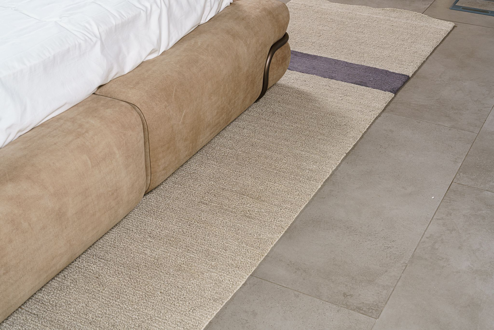 Baxter Ковер Terai B Nuage Base /Charcoal Decoratio от Baxter — в интерьере