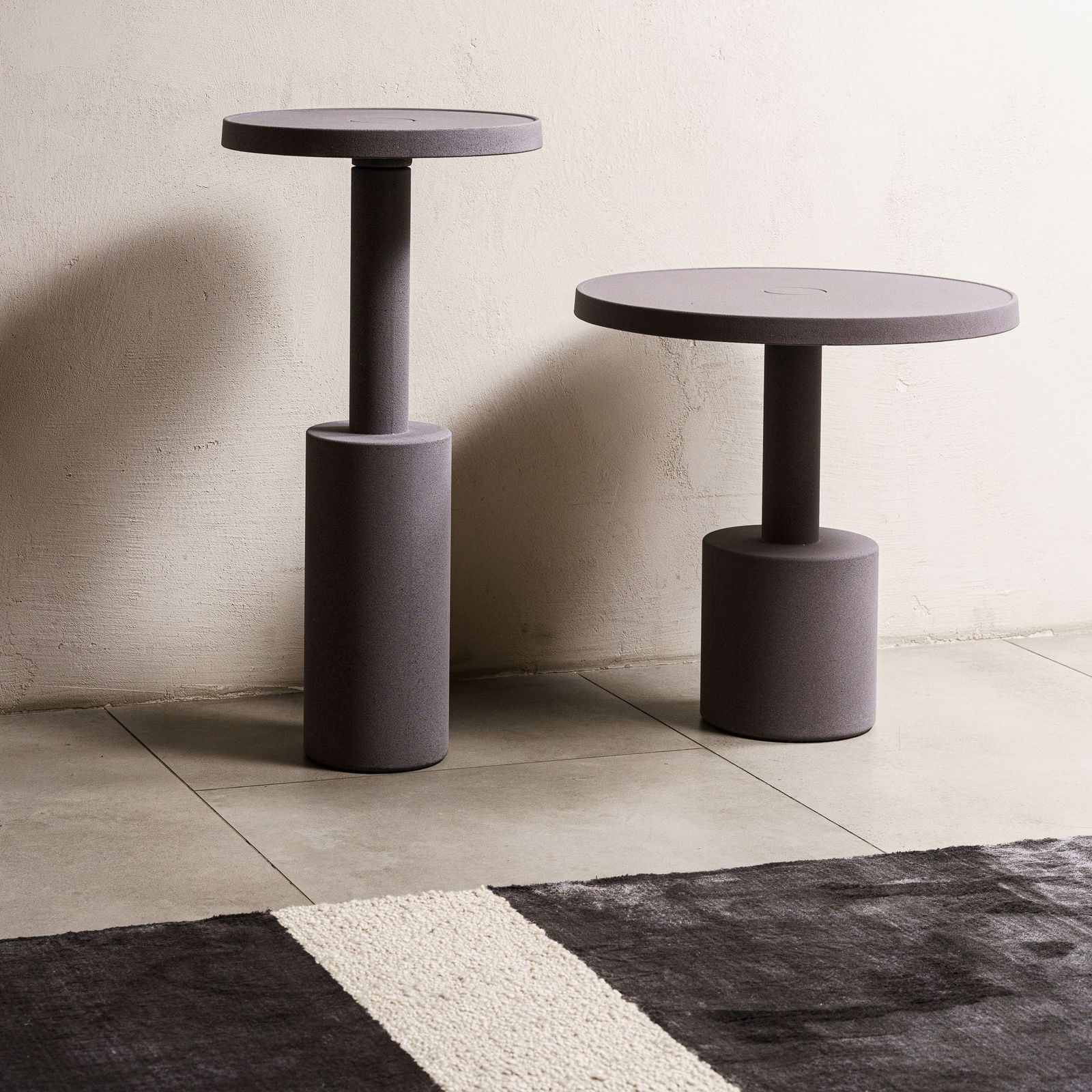 Baxter Журнальный столик Pilar Concrete Vintage Rose 50 от Baxter — в интерьере