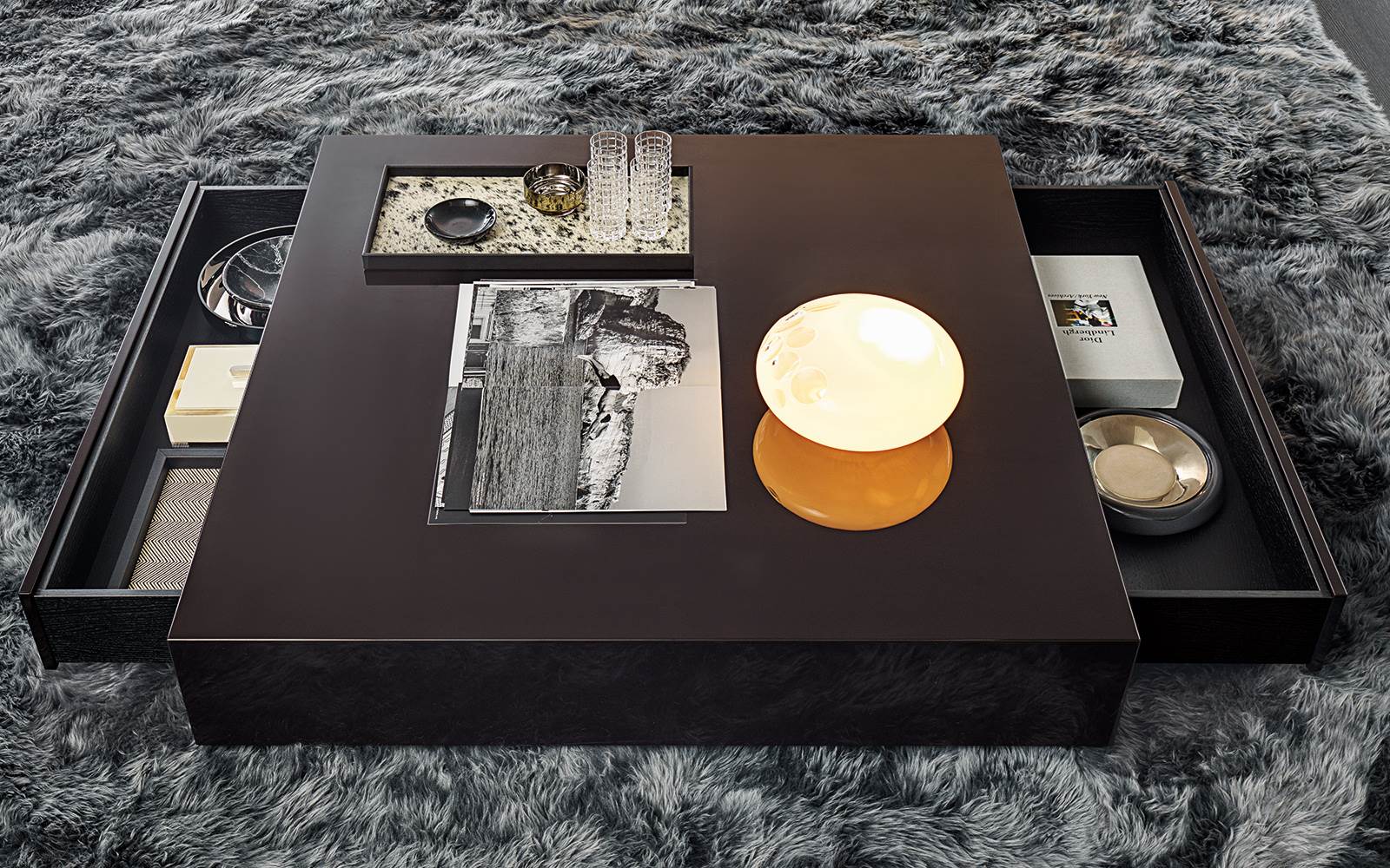 Minotti Журнальный столик Solid от Minotti — в интерьере