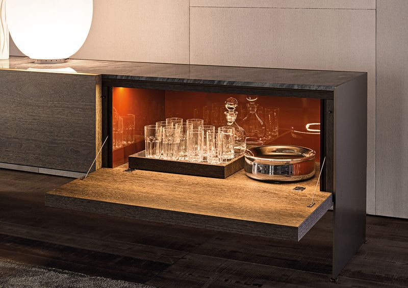 Minotti Поднос Gray "Tray" от Minotti — в интерьере