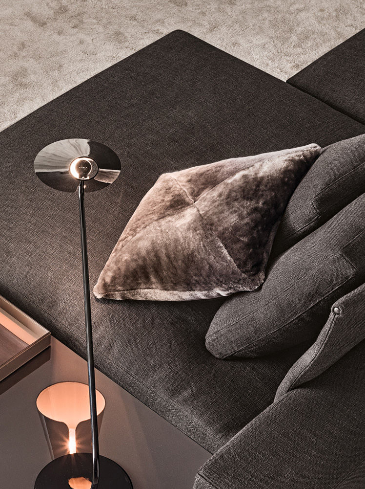 Minotti Подушка Shearling от Minotti — в интерьере