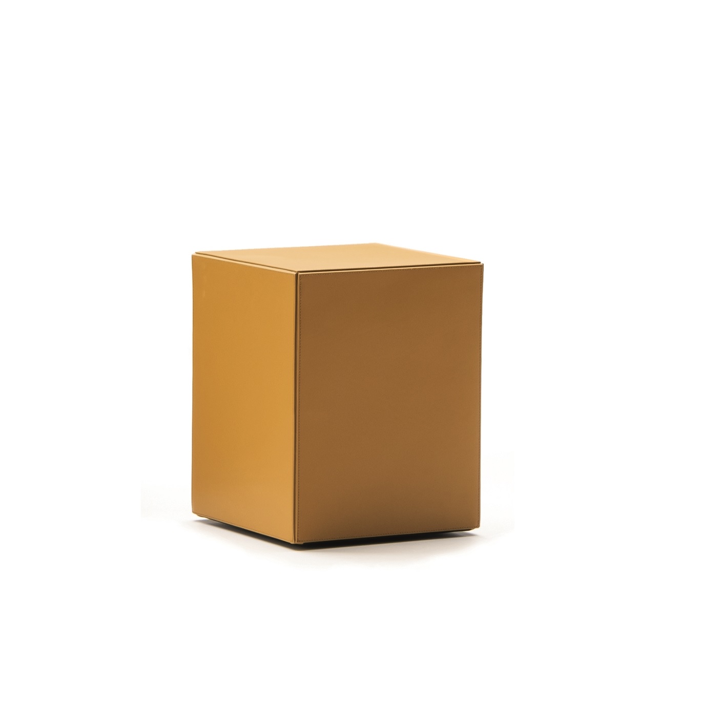 Minotti Пуф Solid "Saddle-Hide" от Minotti