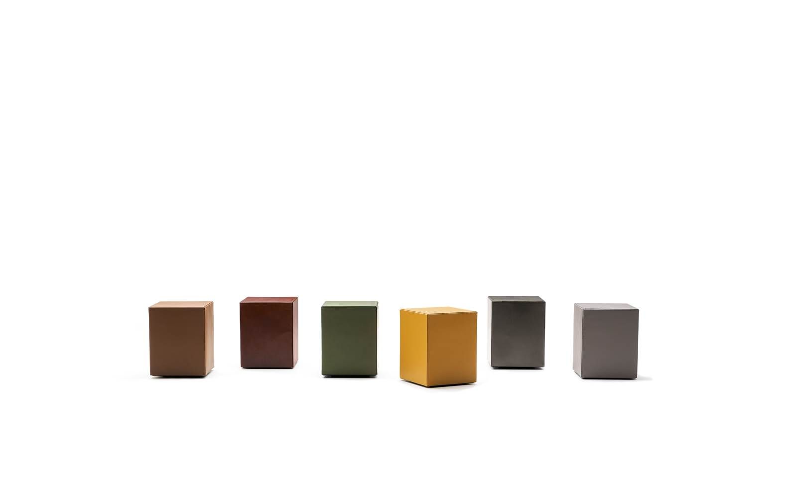 Minotti Пуф Solid "Saddle-Hide" от Minotti