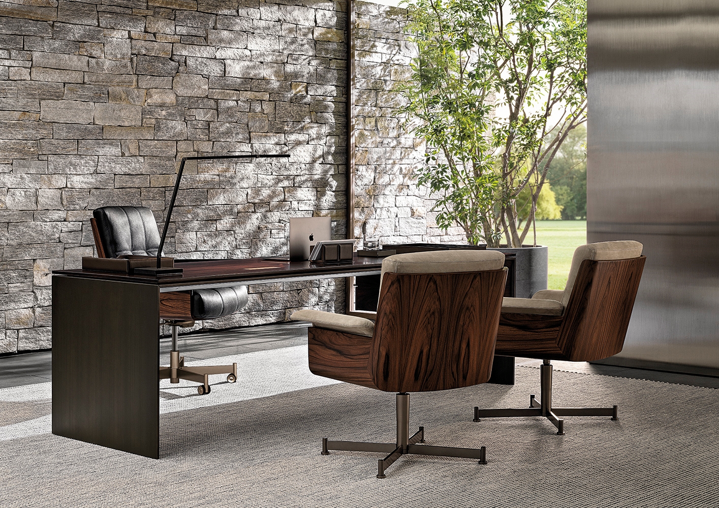 Minotti Рабочее кресло Daiki Studio от Minotti — в интерьере