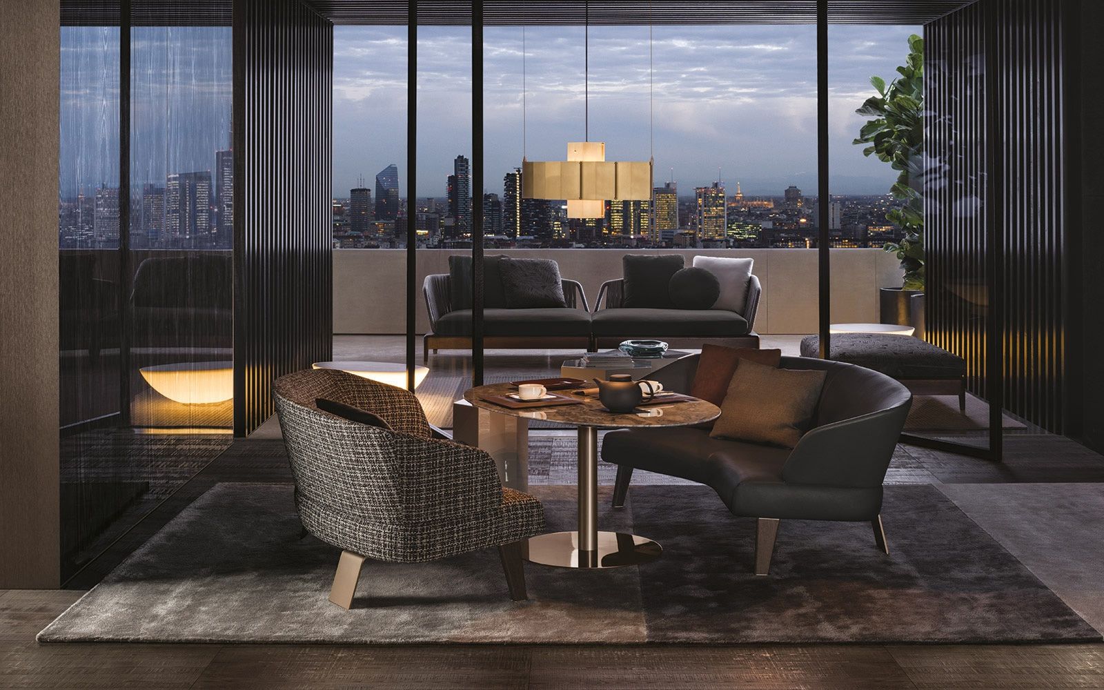 Minotti Диван Reeves "Semi-Round Lounge Sofa" от Minotti — в интерьере