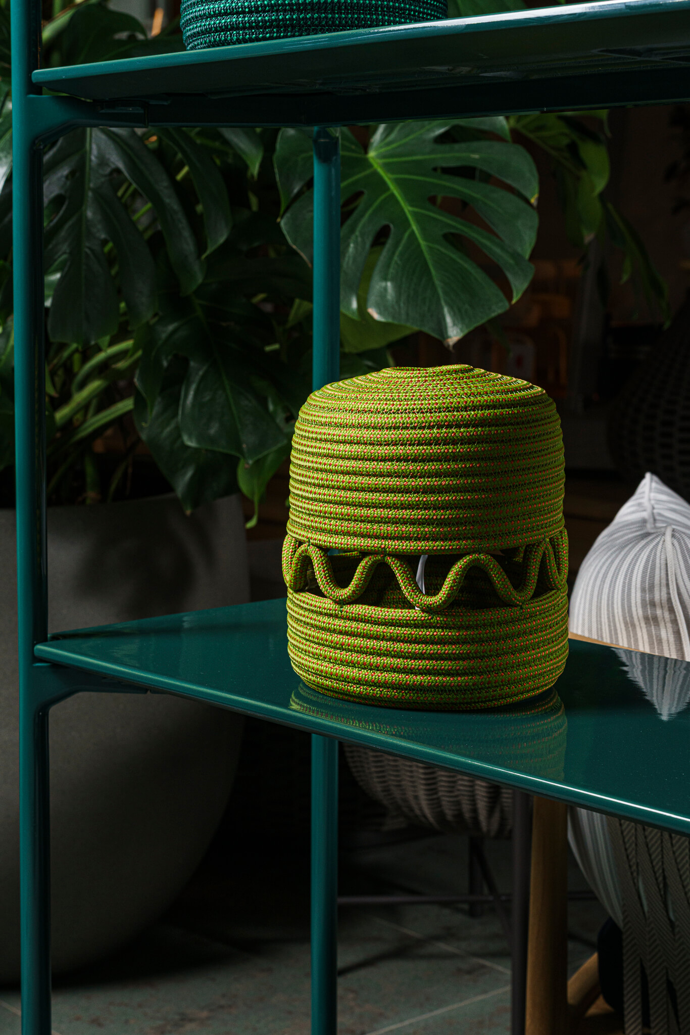 Paola Lenti Садово-парковый светильник Agadir 2803 20 от Paola Lenti — в интерьере