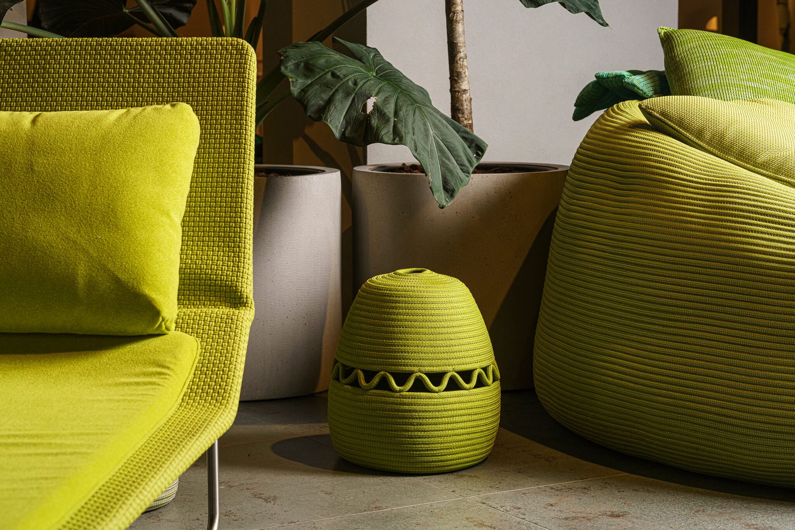 Paola Lenti Садово-парковый светильник Agadir 0528 28 от Paola Lenti — в интерьере