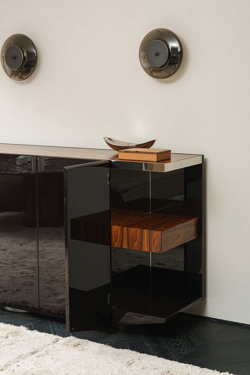 Minotti Комод Jason glossy Moka/Palisandr от Minotti — в интерьере