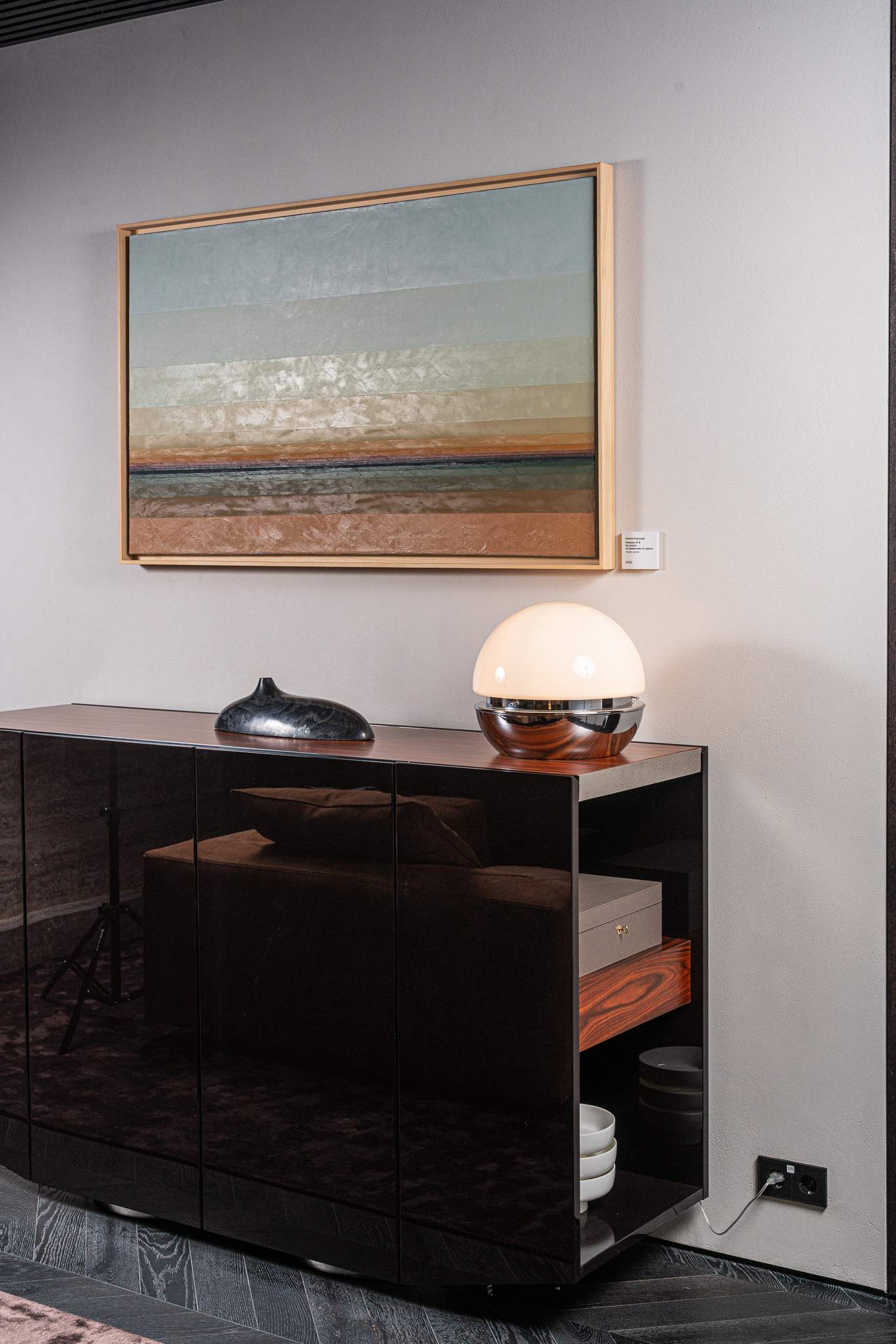 Minotti Комод Jason glossy Moka/Palisandr от Minotti — в интерьере