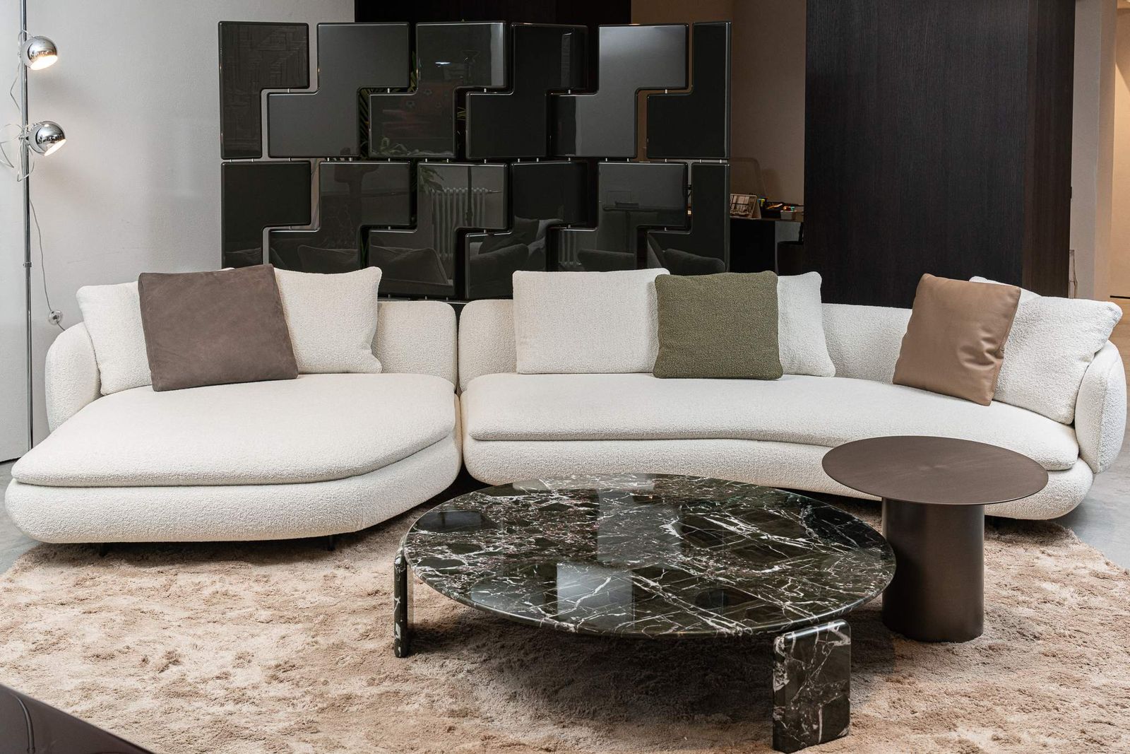 Minotti Журнальный столик Drake Verde lepanto от Minotti — в интерьере