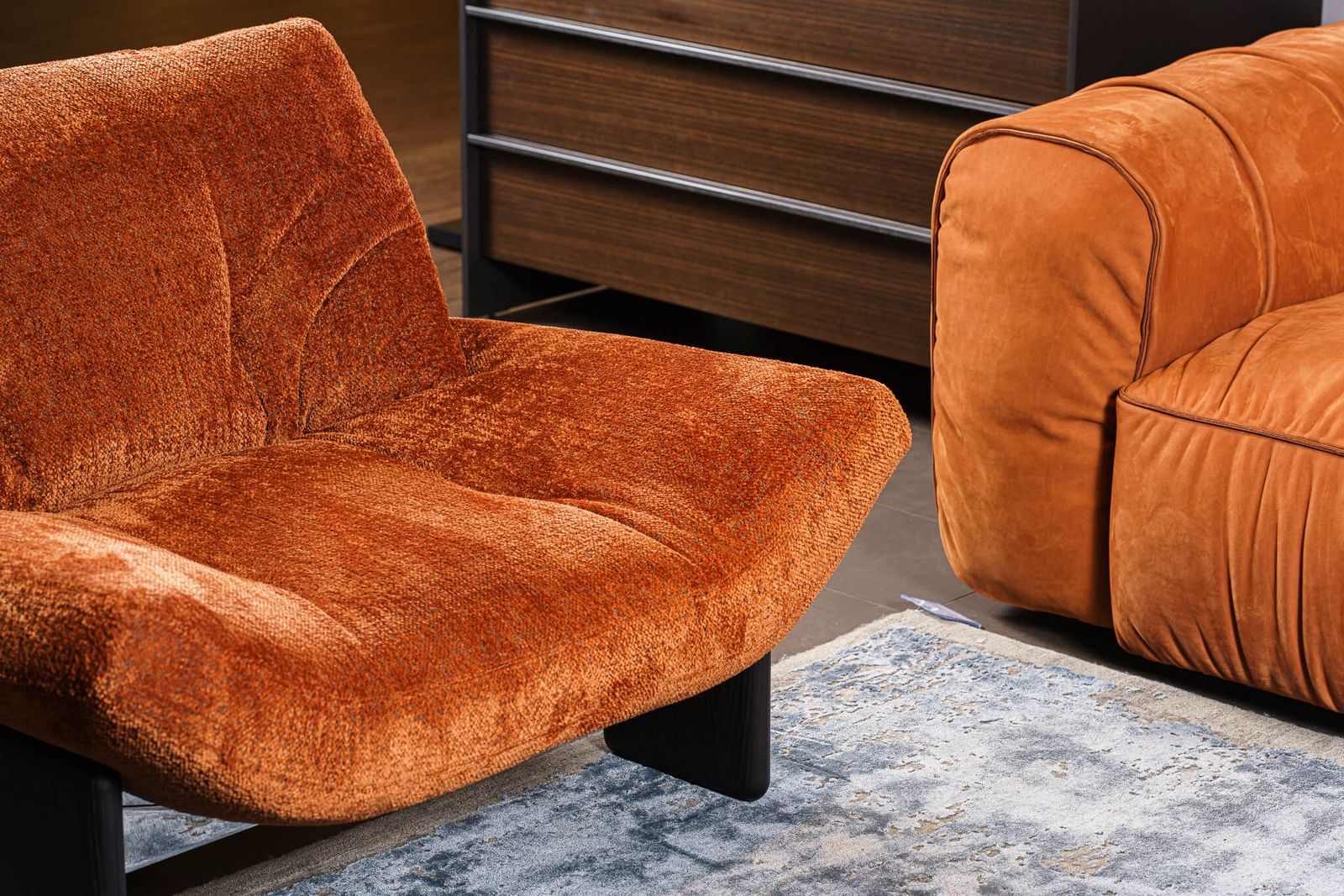 Minotti Кресло Emmi Teddy rame от Minotti — в интерьере