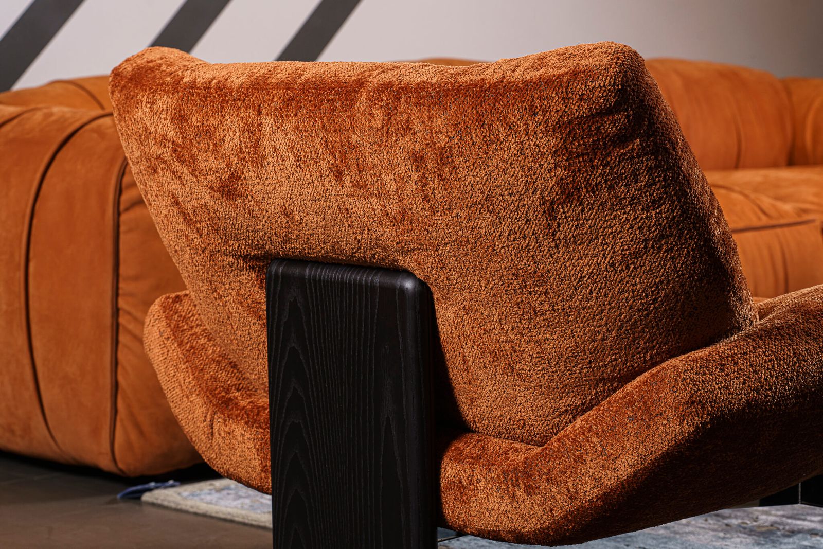 Minotti Кресло Emmi Teddy rame от Minotti — в интерьере