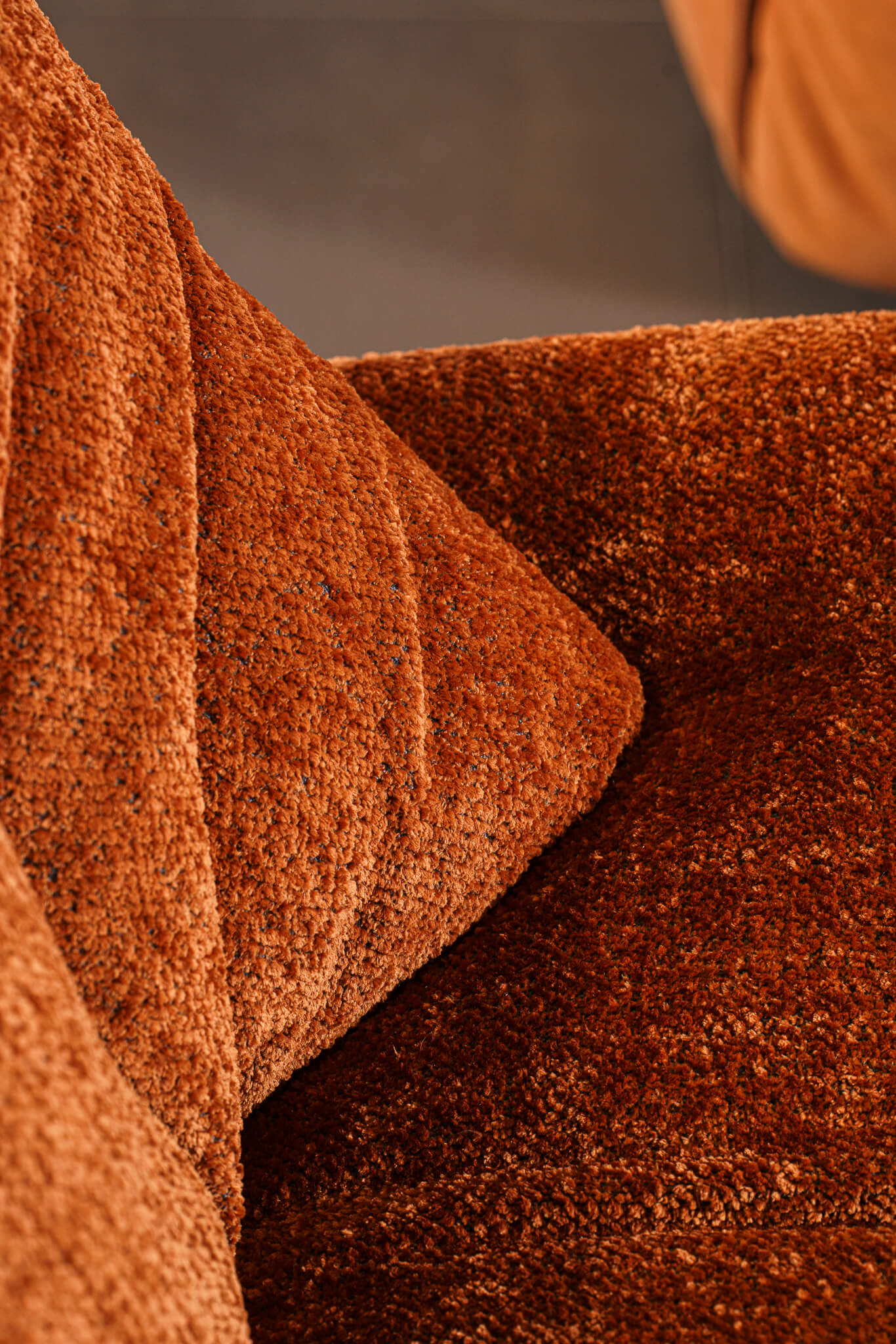 Minotti Кресло Emmi Teddy rame от Minotti — в интерьере