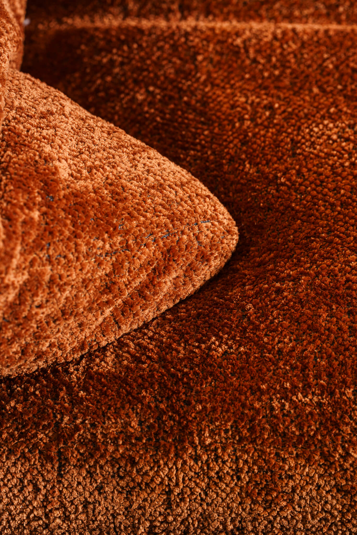 Minotti Кресло Emmi Teddy rame от Minotti — в интерьере