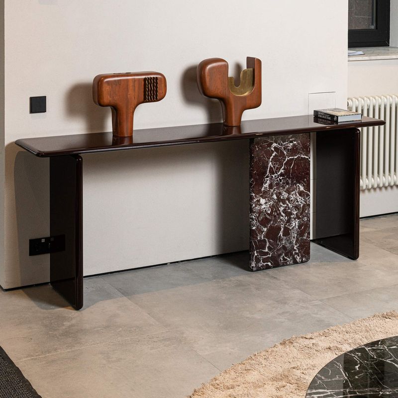 Minotti Консоль Drake Rosso Levanto / Lac.Burnt Brown от Minotti — в интерьере
