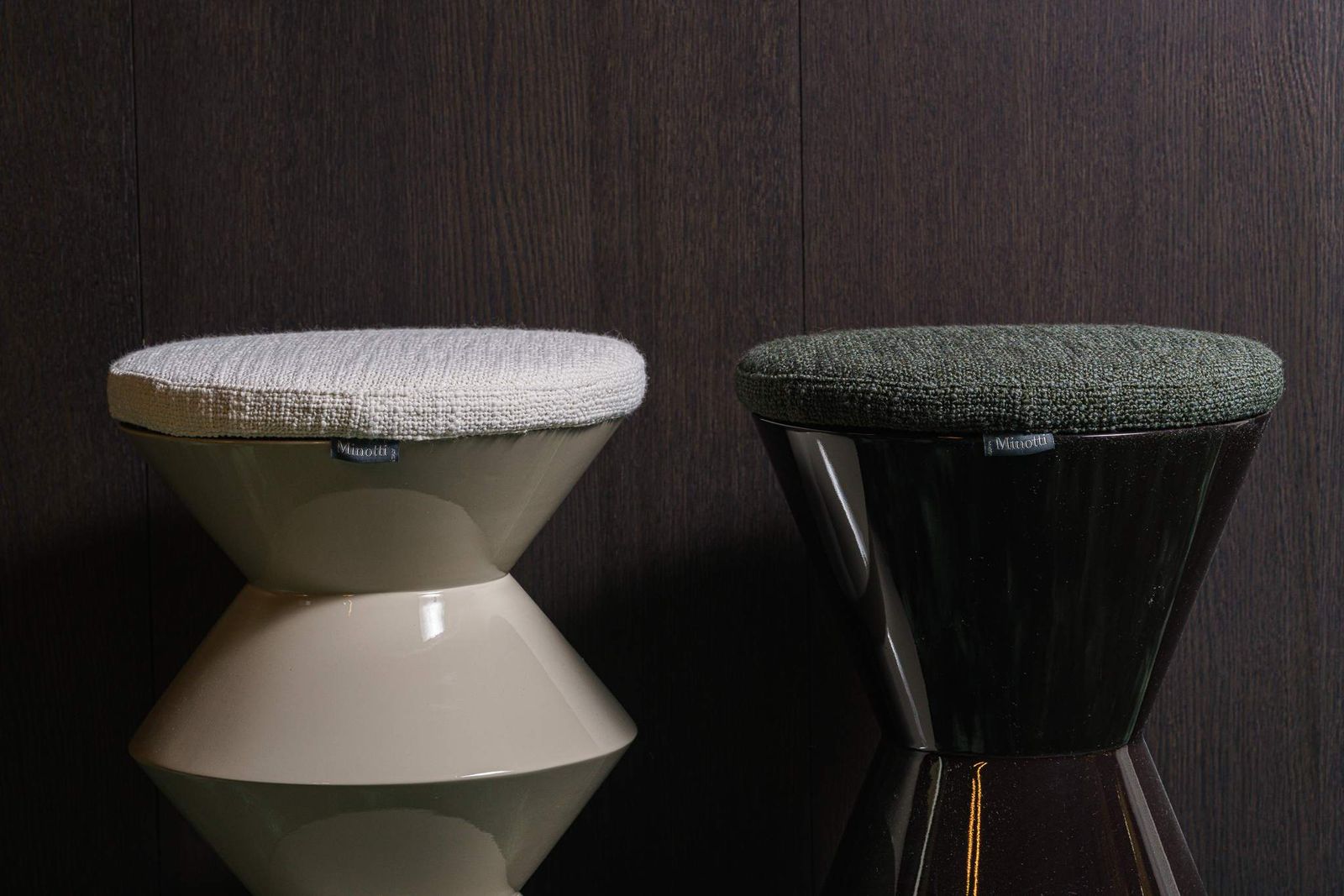 Minotti Пуф/Столик с подушкой Cesar Sand от Minotti — в интерьере