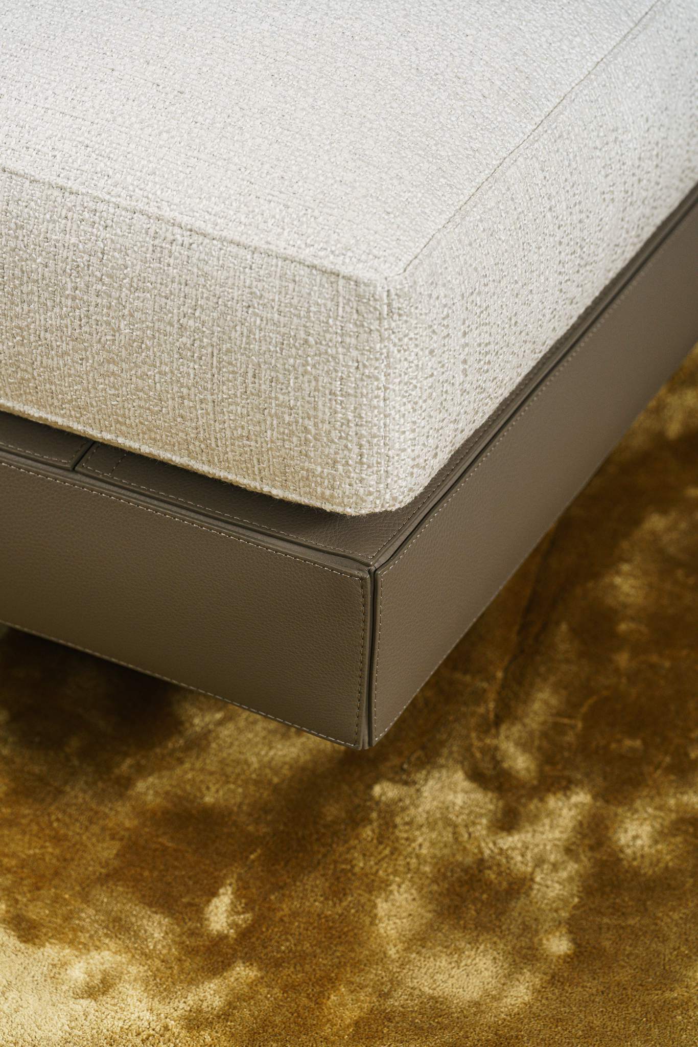 Minotti Диван угловой Connery от Minotti — в интерьере