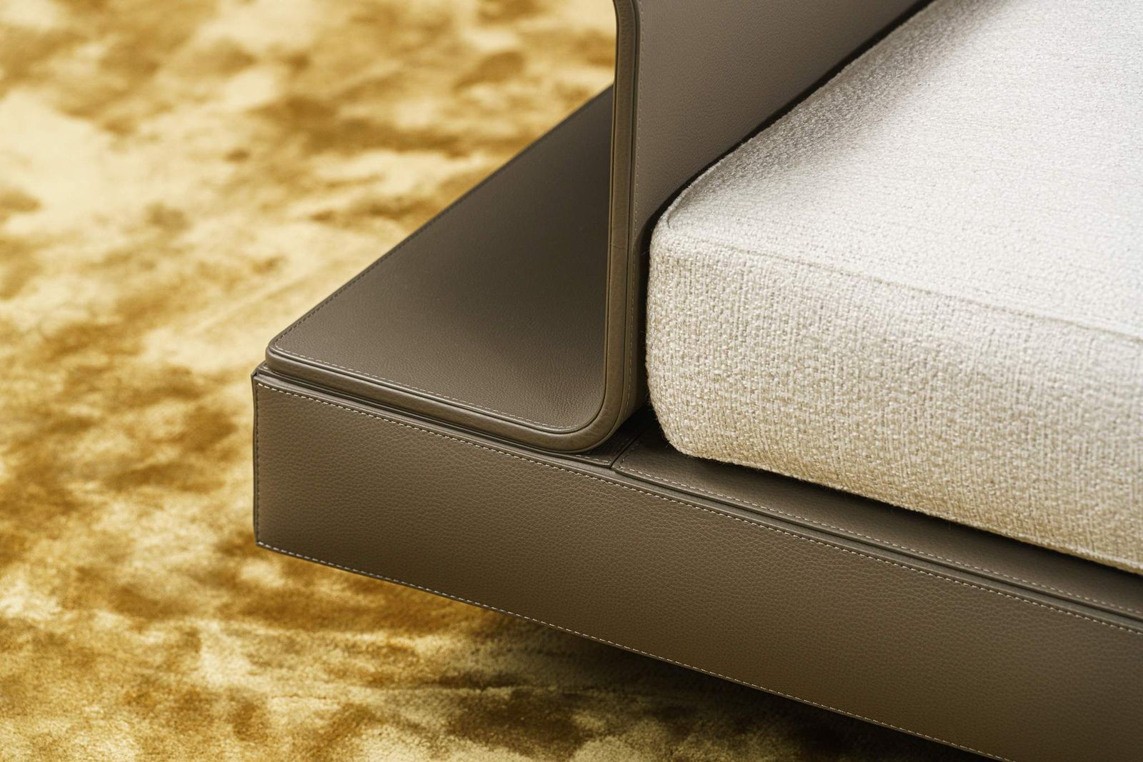 Minotti Диван угловой Connery от Minotti — в интерьере