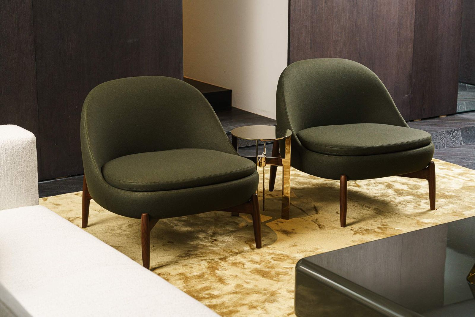 Minotti Кресло Sendai Fixed от Minotti — в интерьере