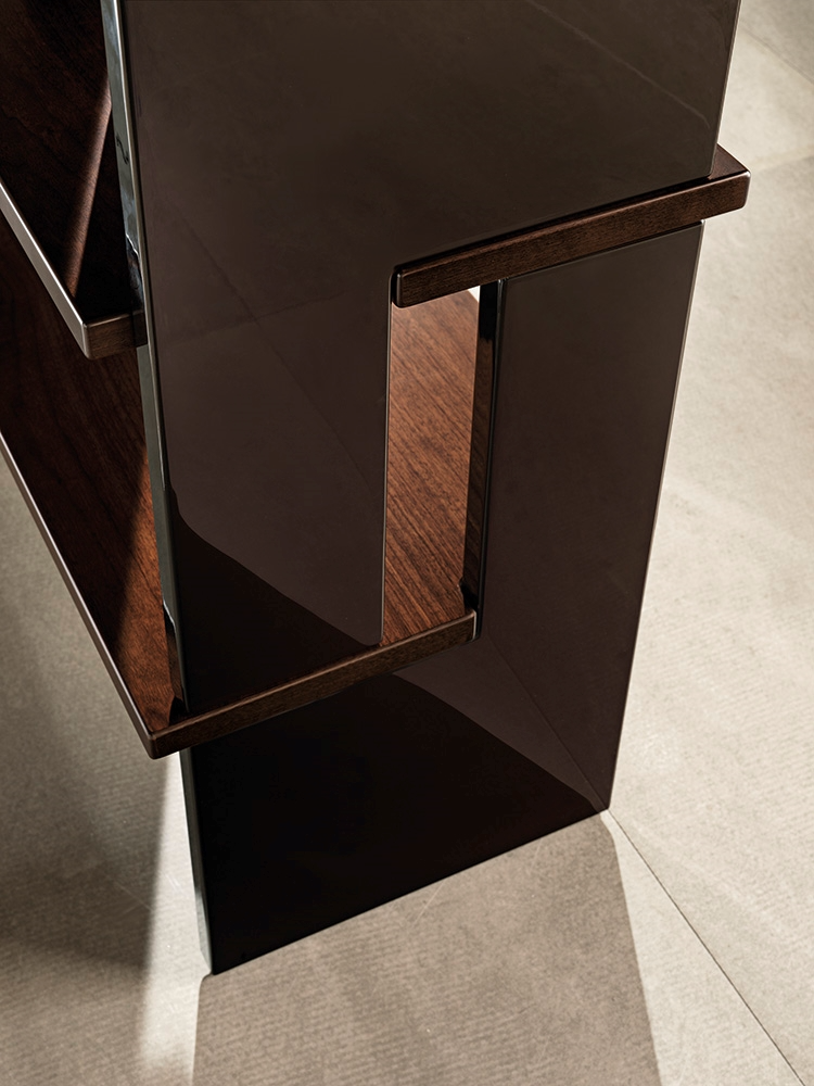 Minotti Стеллаж/библиотека Zoe 100 Canaletto Walnut Dark brown/Moka от Minotti — в интерьере