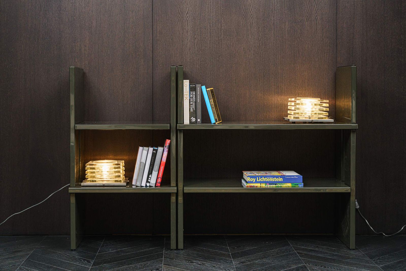 Minotti Стеллаж/библиотека Zoe 60 Moss от Minotti — в интерьере