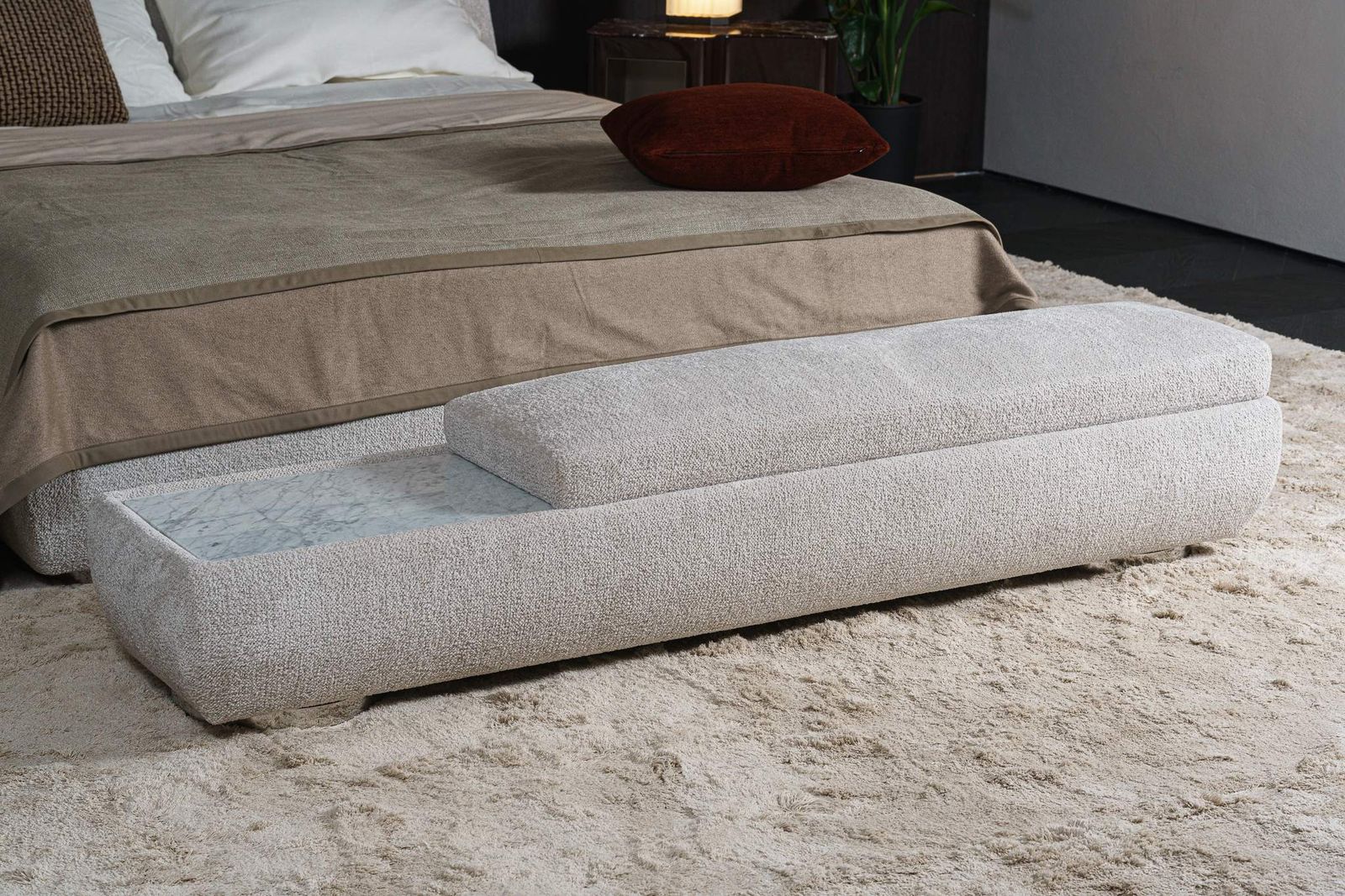 Minotti Банкетка Supermoon Teddy Sabbia от Minotti — в интерьере