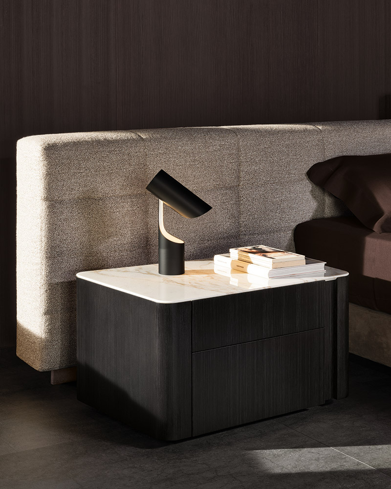 Minotti Прикроватная тумбочка Lou SX от Minotti — в интерьере