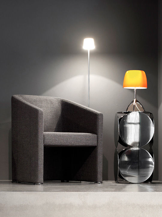 Minotti Журнальный столик Still Polished Chrome от Minotti — в интерьере