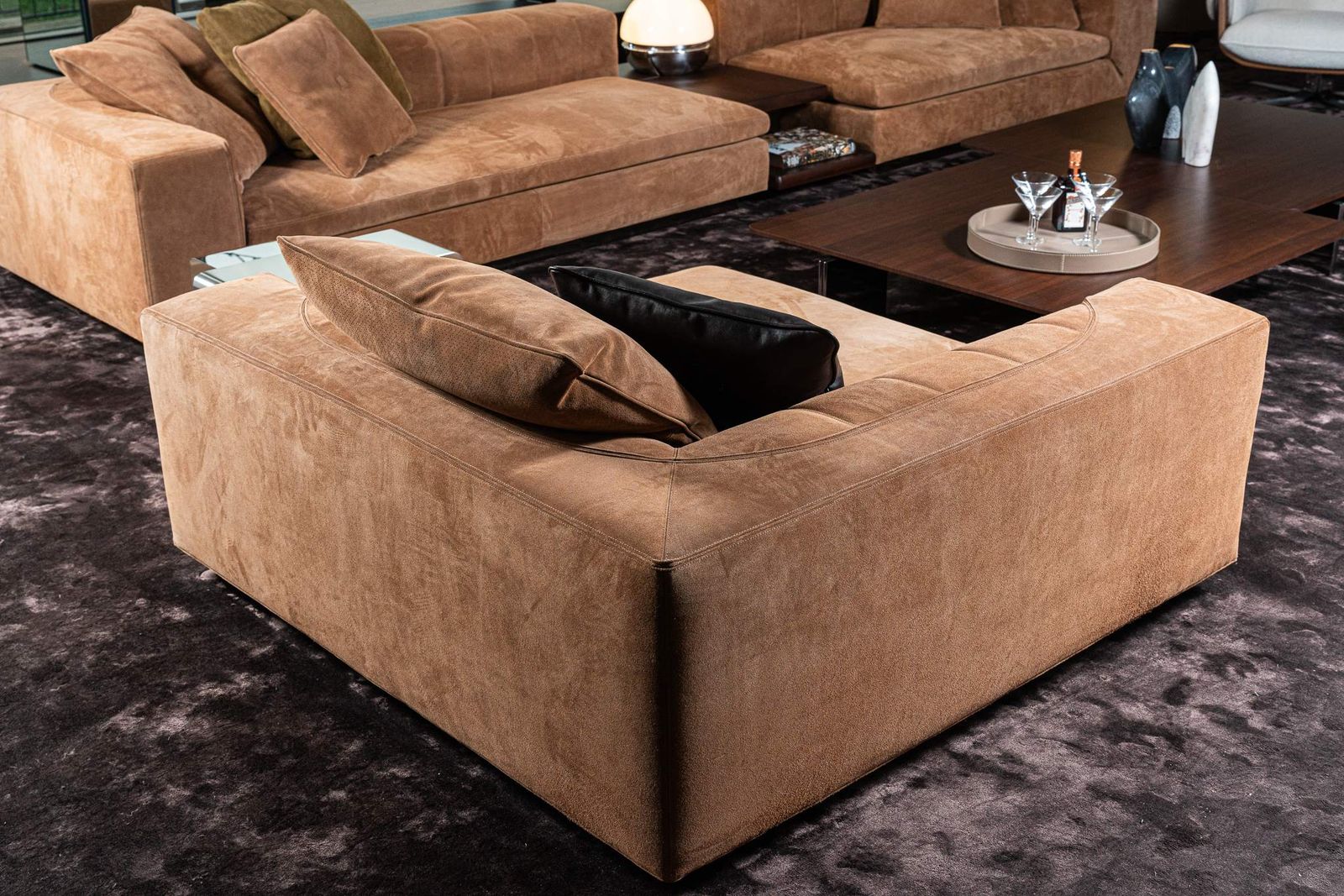 Minotti Лежанка Riley от Minotti — в интерьере