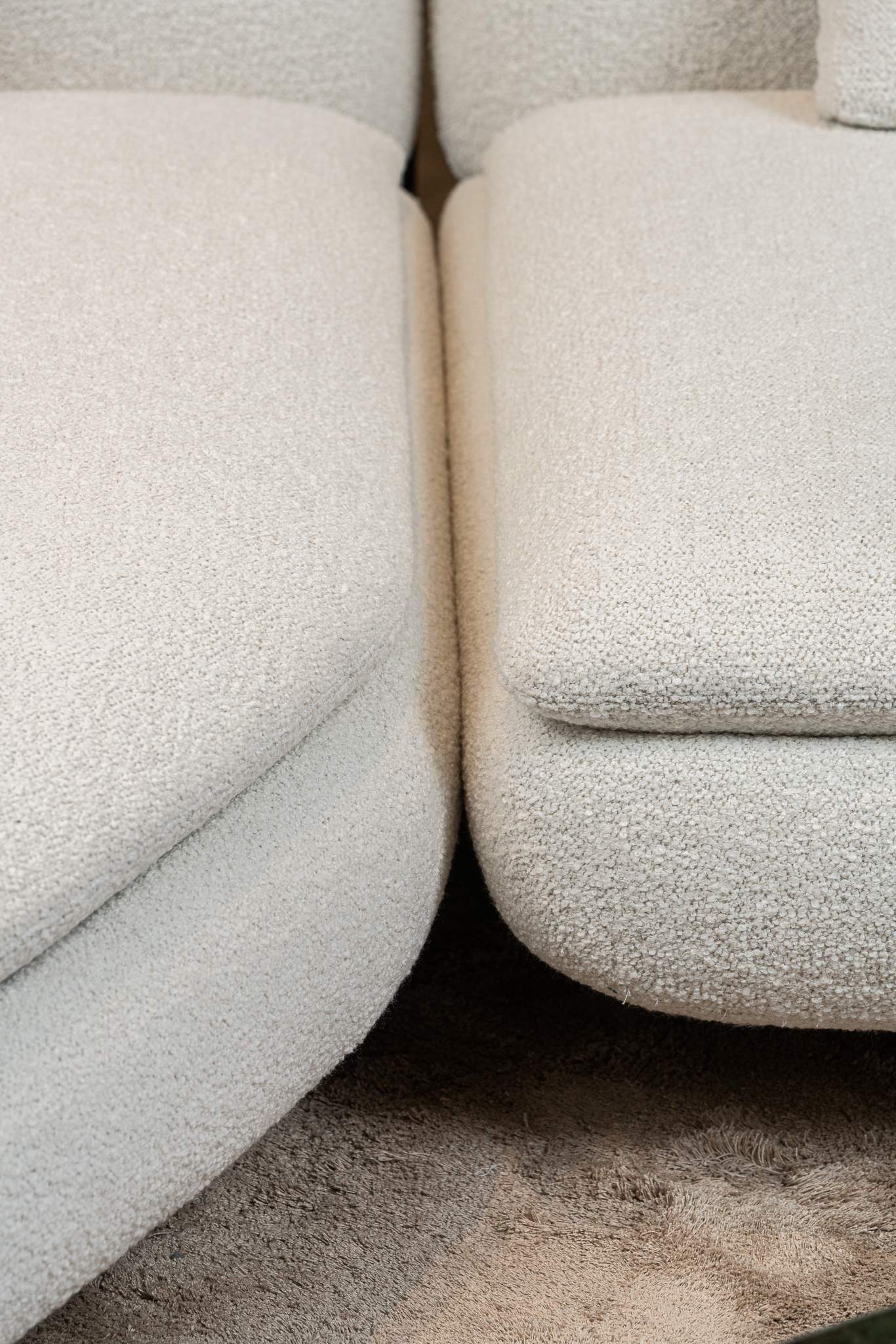 Minotti Двухмодульный диван Vivienne от Minotti — в интерьере