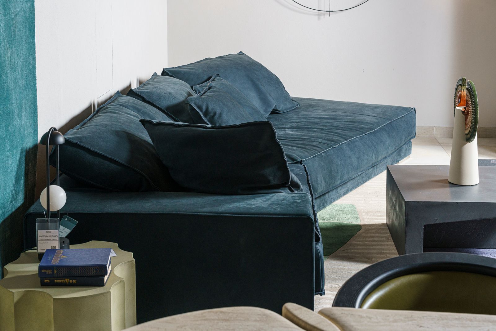 Baxter Диван Budapest Soft Nabuck Night 430 от Baxter — в интерьере