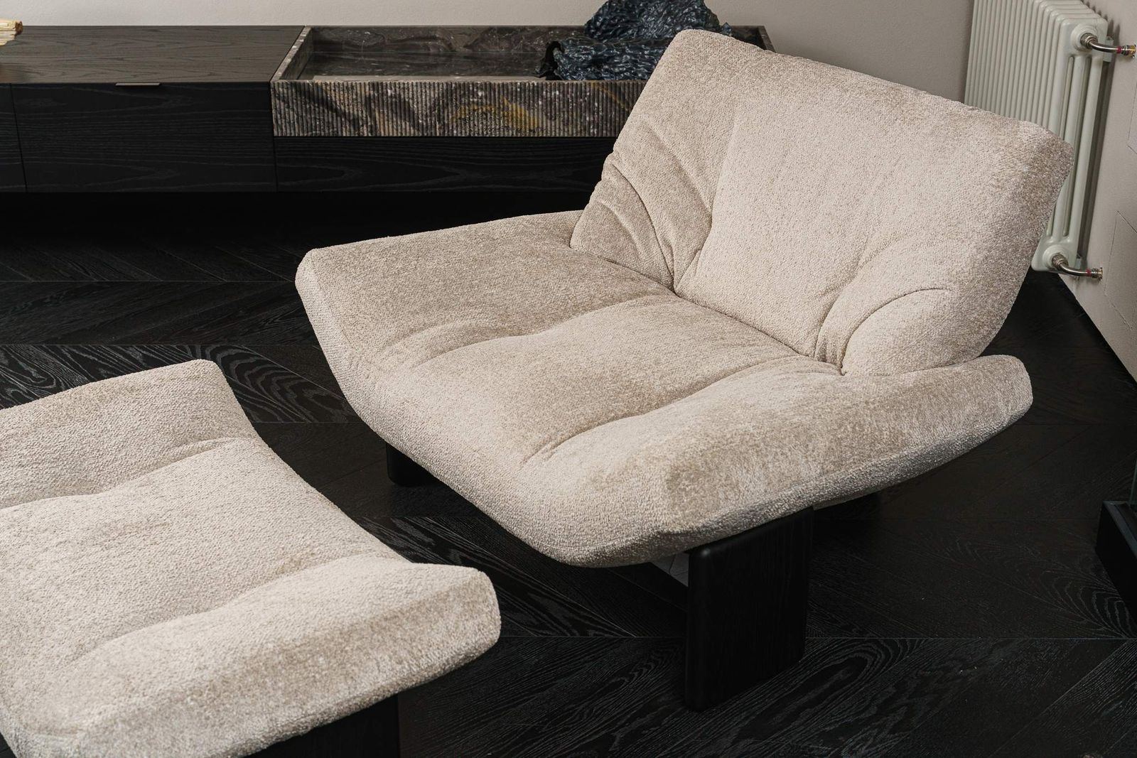 Minotti Кресло Emmi Teddy nuvola от Minotti — в интерьере