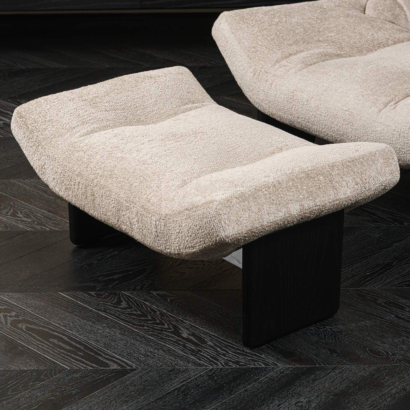 Minotti Пуф Emmi Teddy nuvola от Minotti — в интерьере
