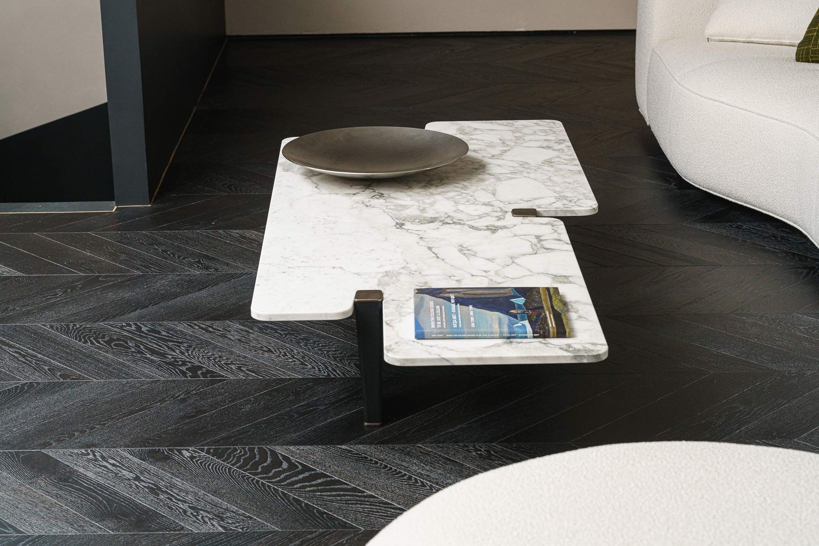 Minotti Журнальный столик Jacob 180 Calacatta от Minotti — в интерьере
