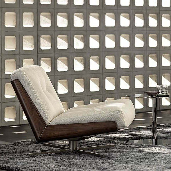 Minotti Кресло в ткани Daiki Double ghiacco от Minotti — в интерьере