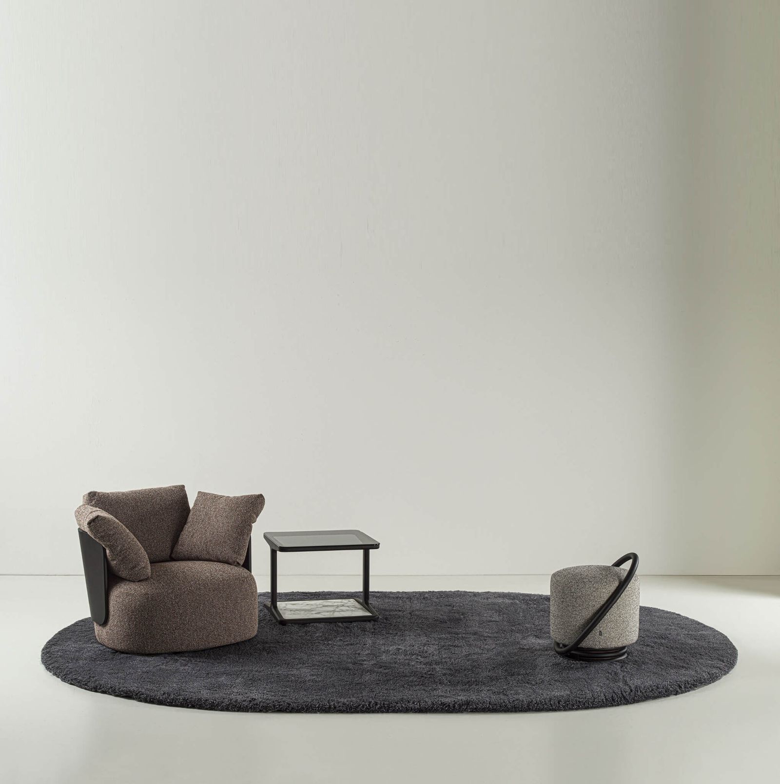 Porada Ковер Clyo 28 Round Blue navy от Porada — в интерьере