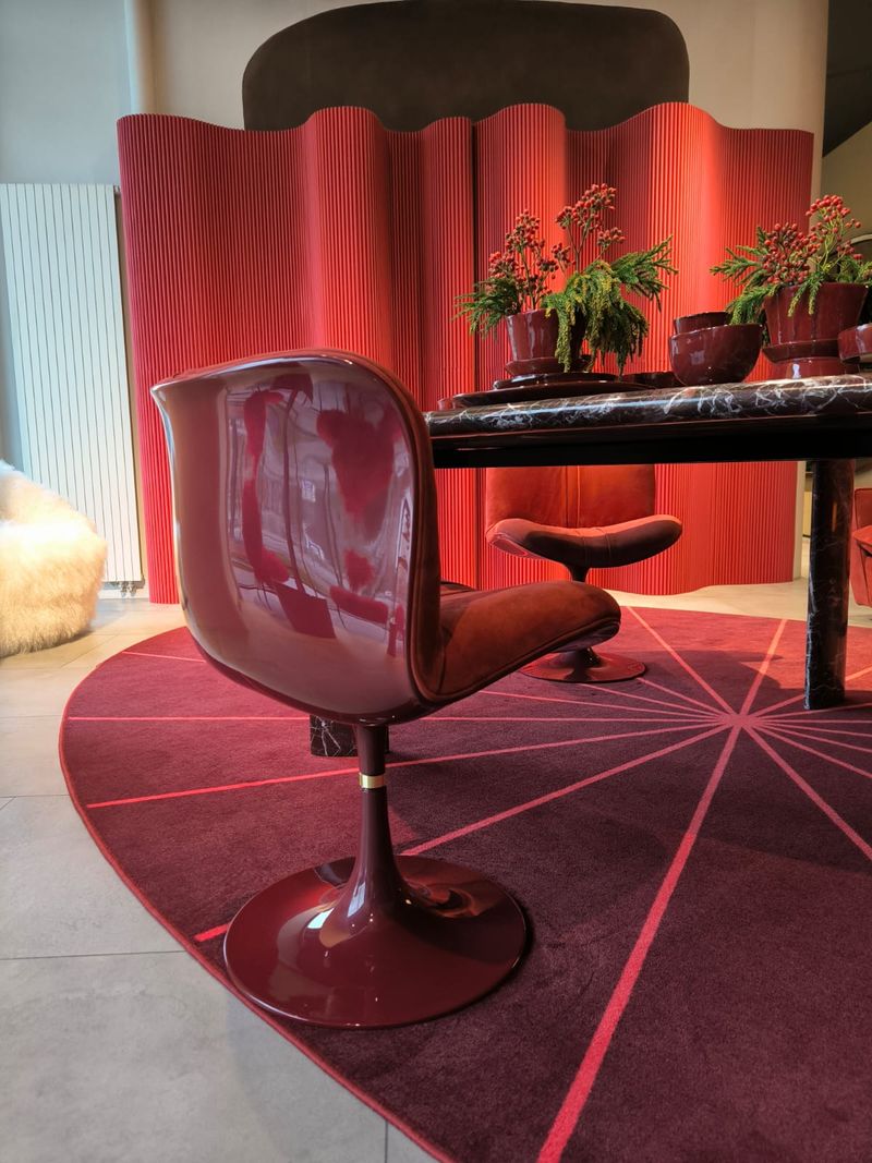 Baxter Стул Marilyn Nabuck Rhubarb от Baxter — в интерьере
