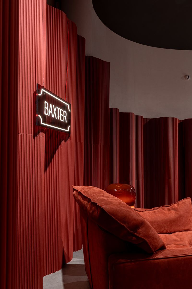 Baxter Кресло Sorrento Nabuck Rhubarb от Baxter