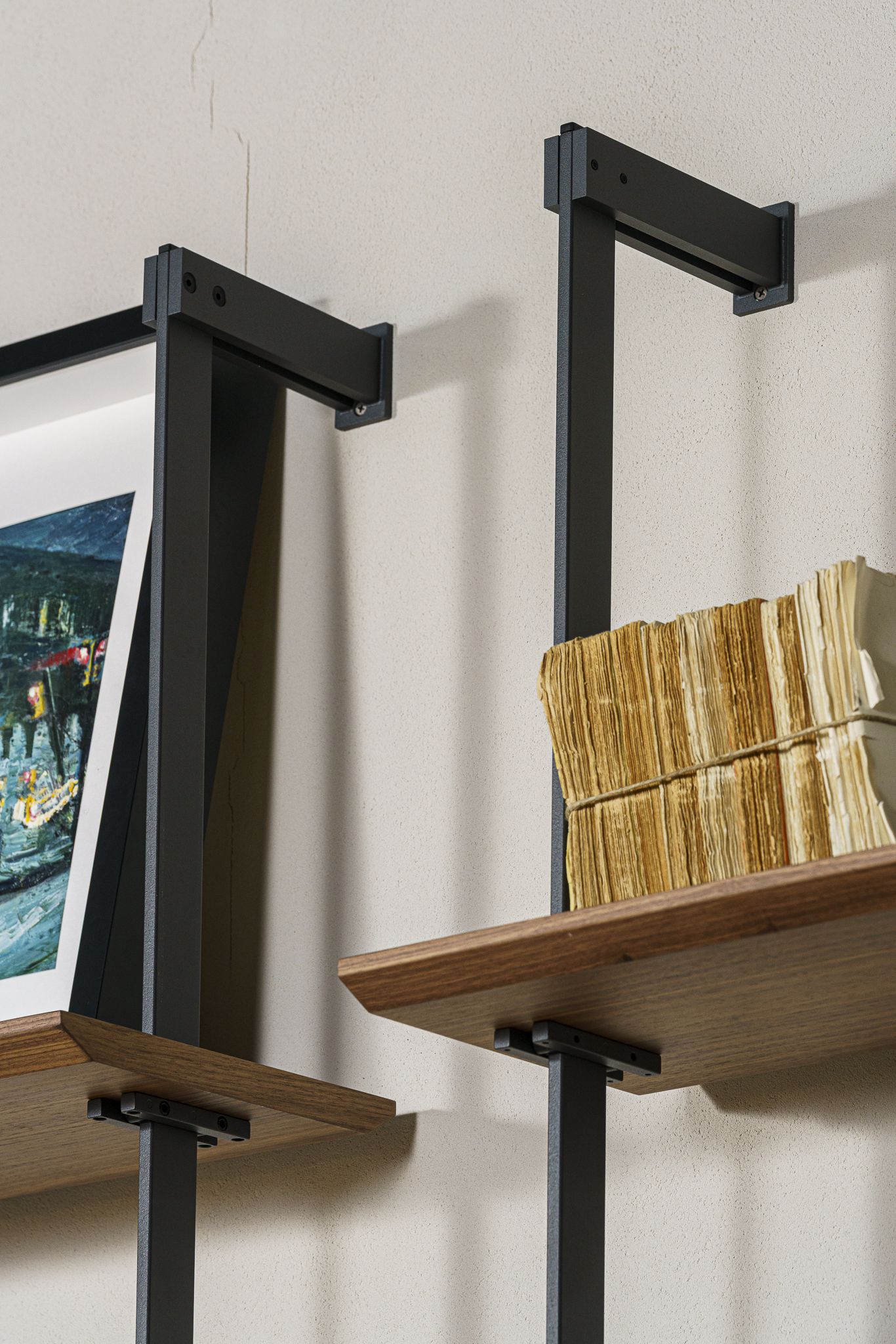 Cattelan Italia Стеллаж Airport Noce Canaletto от Cattelan Italia — в интерьере
