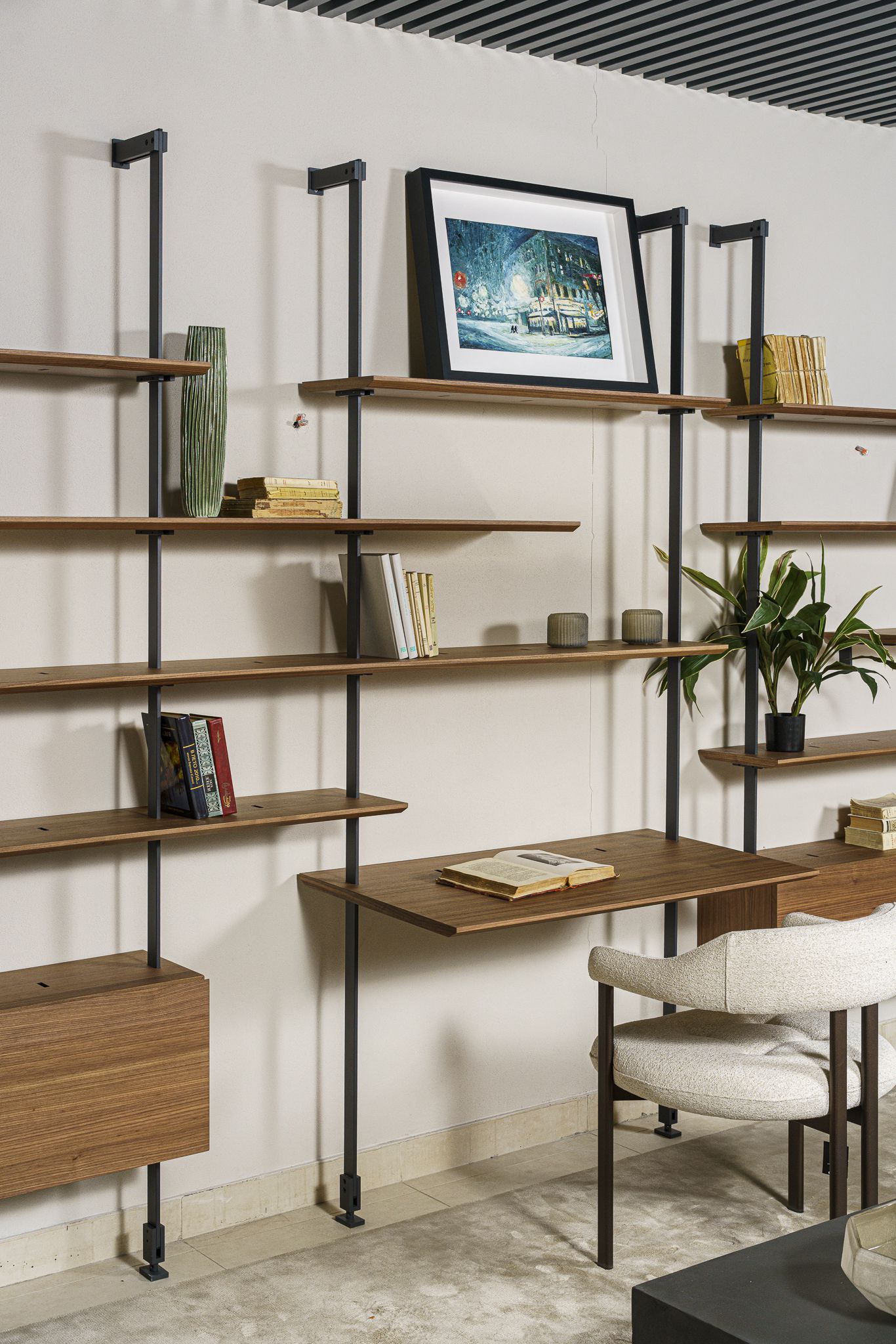 Cattelan Italia Стеллаж Airport Noce Canaletto от Cattelan Italia — в интерьере