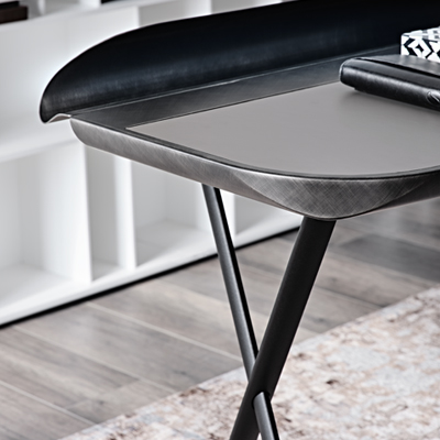 Cattelan Italia Письменный стол Cocoon Leather GFM11 Titanium/brushed grey от Cattelan Italia — в интерьере